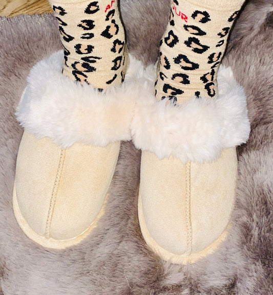 Pantoufles avec fourrure