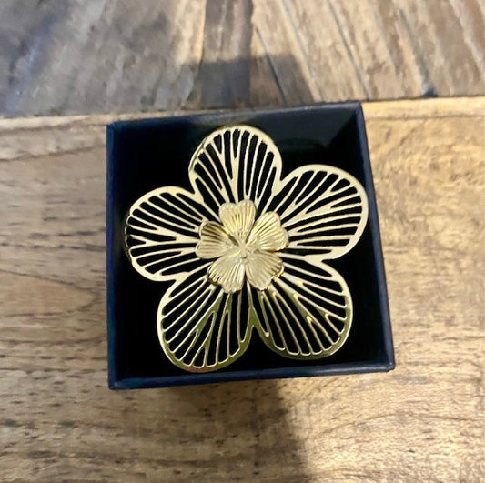 Bague fleur en filigrane
